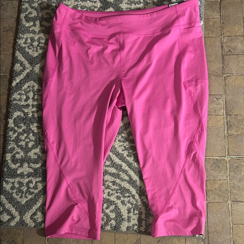 Tek Gear Pink Capri Workout Leggings